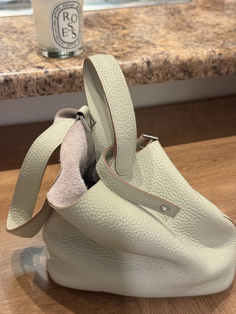 Authentic Hermès Picotin Lock 18 Pearl White Clemence Leather - Price Firm - Y